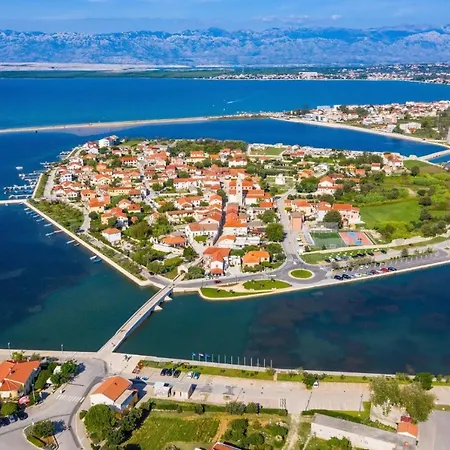 With A Parking Space Nin, Zadar - 13594 Appartement