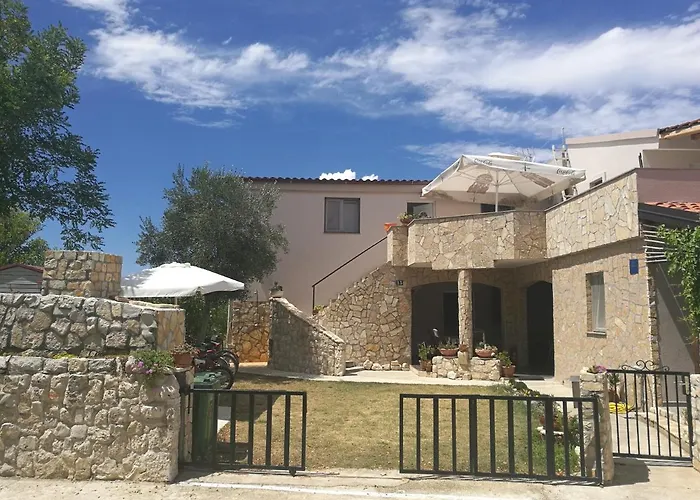 With Parking Space Nin, Zadar - 13594 דירה