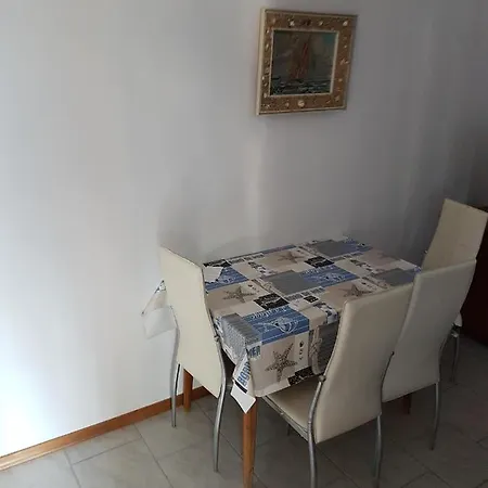 Apartment With A Parking Space Nin, Zadar - 13594 Nin