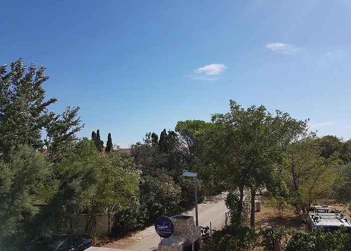 Apartamento With Parking Space Nin, Zadar - 13594